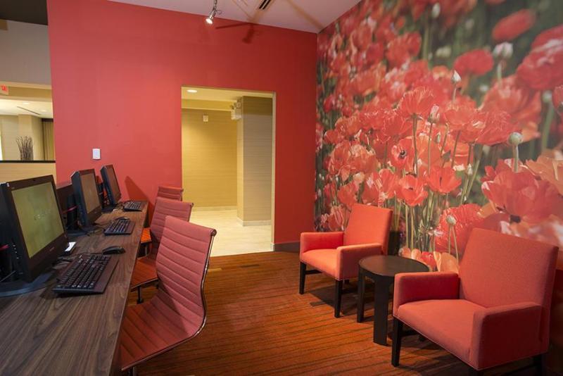 Courtyard By Marriott Cincinnati Midtown/Rookwood Экстерьер фото