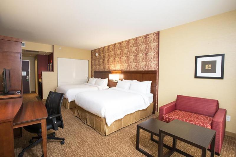 Courtyard By Marriott Cincinnati Midtown/Rookwood Экстерьер фото