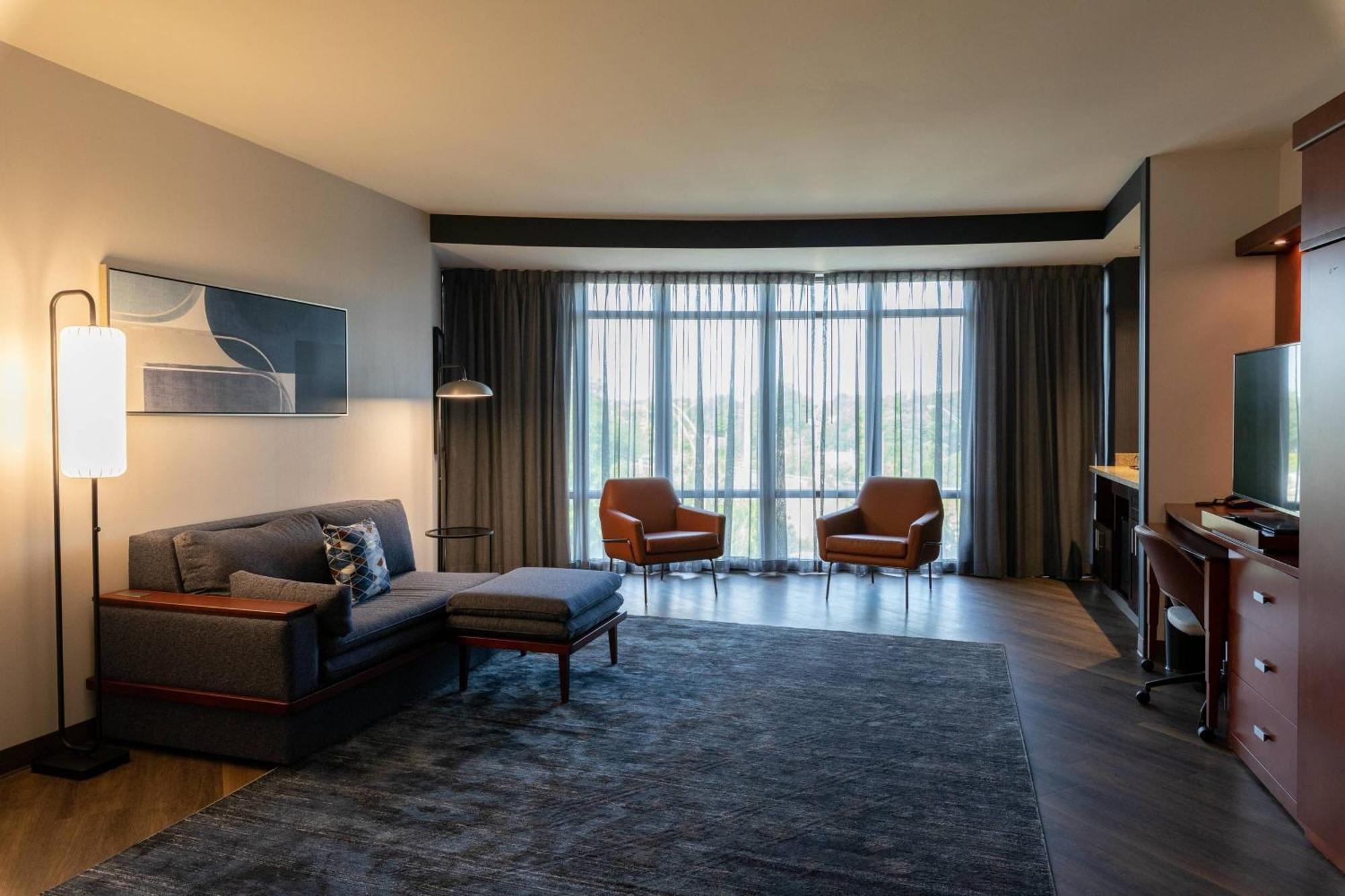 Courtyard By Marriott Cincinnati Midtown/Rookwood Экстерьер фото